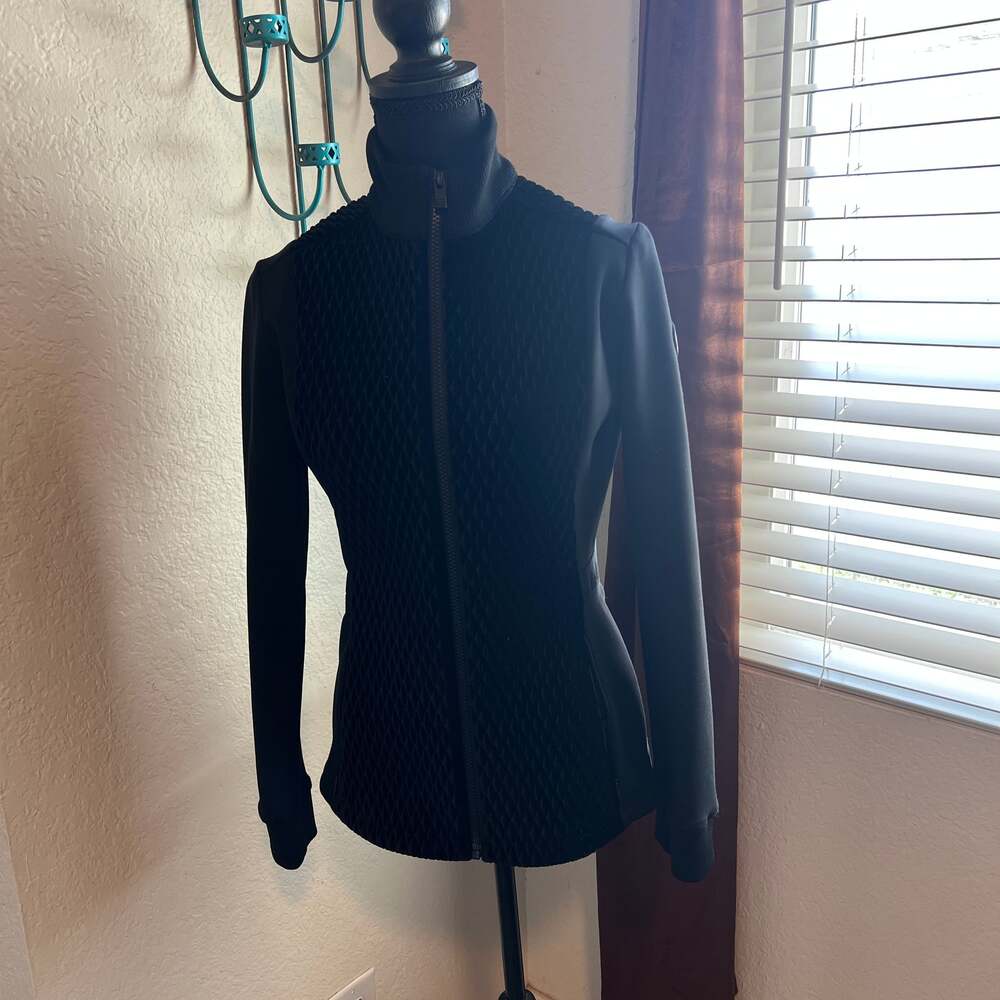 Fusalp Meryl Elegant Technical Quilted Diamond Jacket in Noir